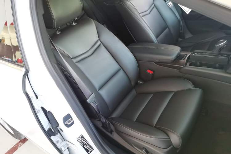 Used Cadillac XTS 2018 28T Tech Edition Right Front Seat