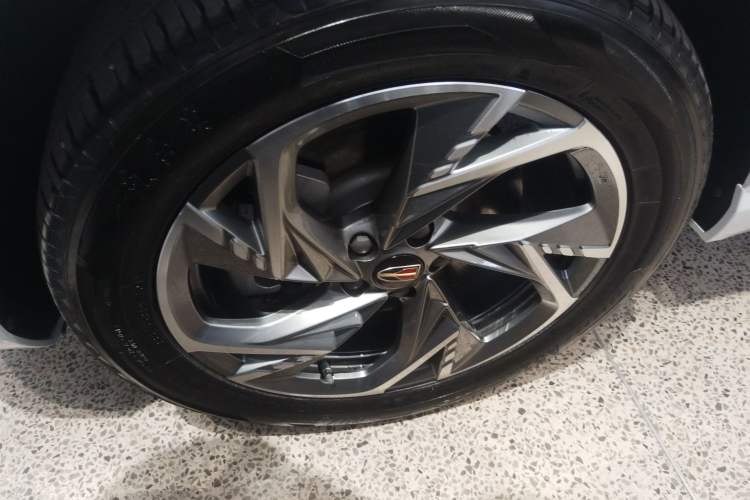 Used Hongqi HS3 2023 2.0T All-Wheel-Drive Youwei Version
