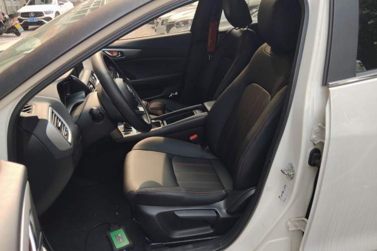 Used Mazda CX-4 2018 2.0L Automatic Two-Wheel Drive Blue Sky Dynamic Version China V Standard Left Front Seat