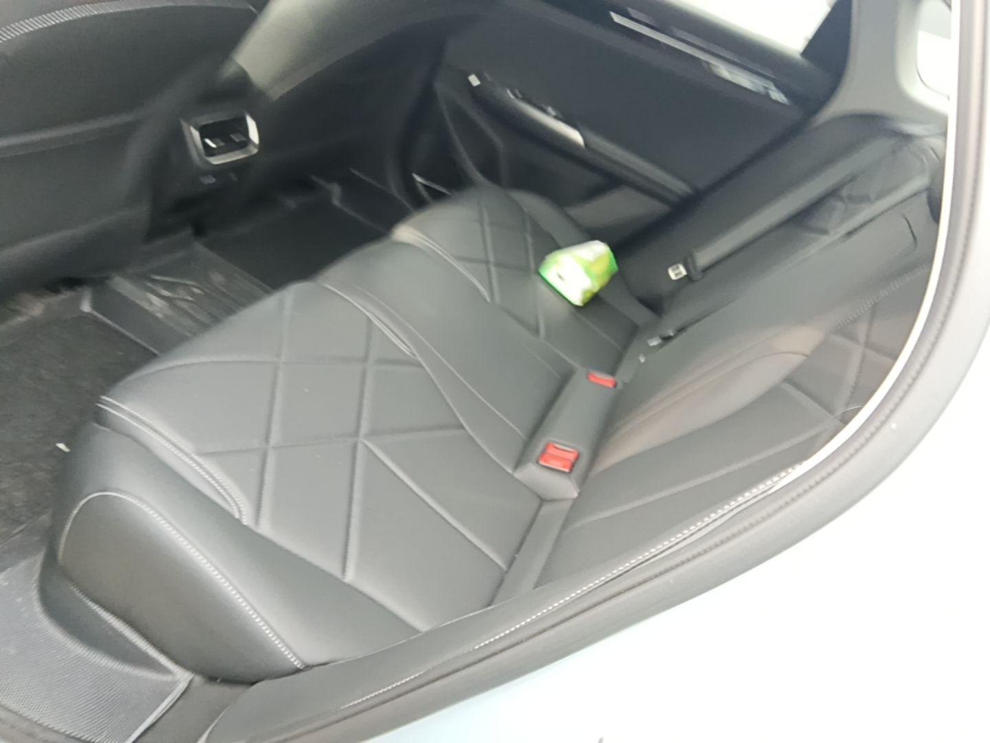 Geely Galaxy L6 2024 125km PLUS Dragon Edition — снимка 20