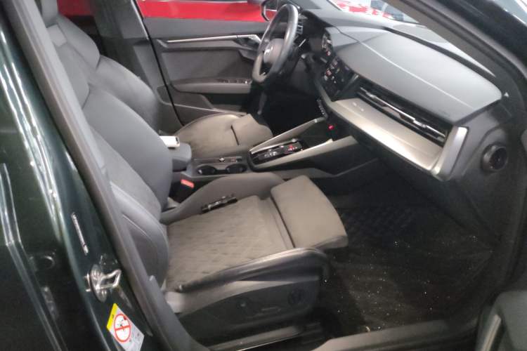 Used Audi A3 2024 A3L Limousine 35 TFSI Luxury Sport Edition