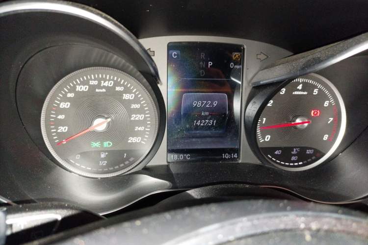 Used Mercedes-Benz GLC 2016 GLC 260 4MATIC Luxury Model