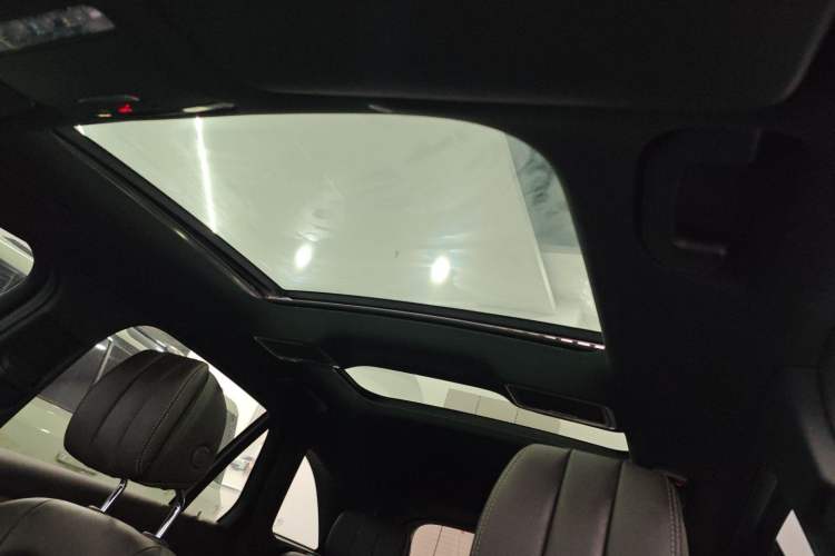 Used Mercedes-Benz GLC 2022 Facelifted GLC 260 L 4MATIC Dynamic Edition