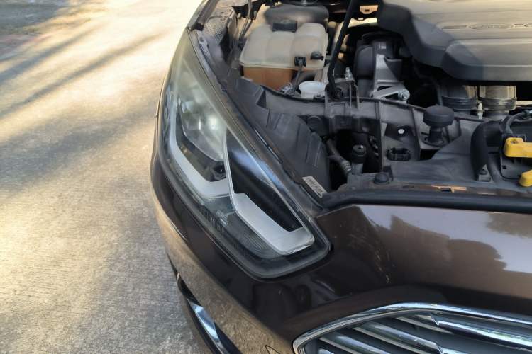 Used Ford Escort 2015 1.5L Automatic Fashion Model
