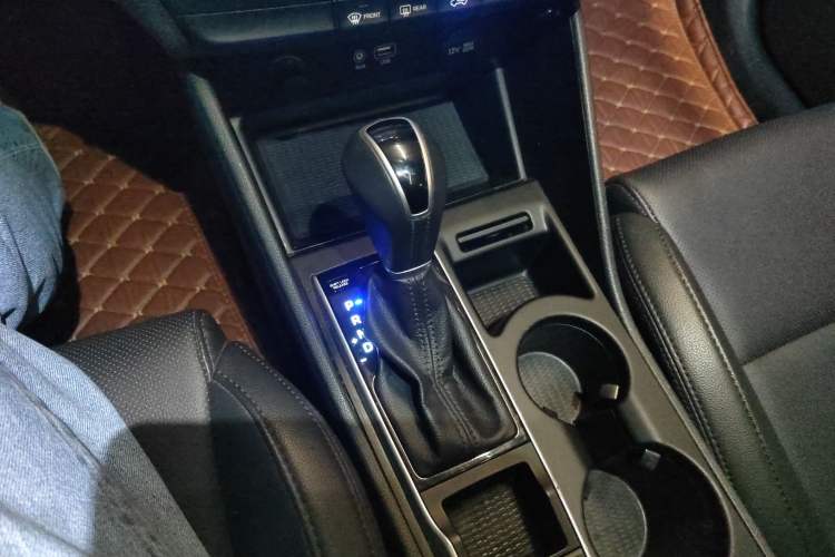 Used Hyundai Tucson 2015 1.6T Dual-Clutch Two-Wheel-Drive Smart Model
