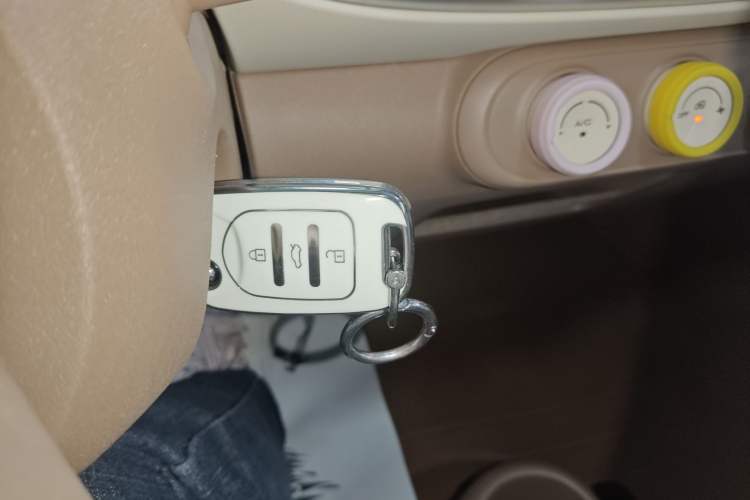 Used Wuling Hongguang MINIEV 2025 Four-Door Version Advanced Edition