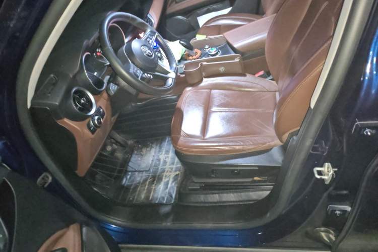 Used Alfa Romeo Stelvio 2017 2.0T 200HP Elite Edition
