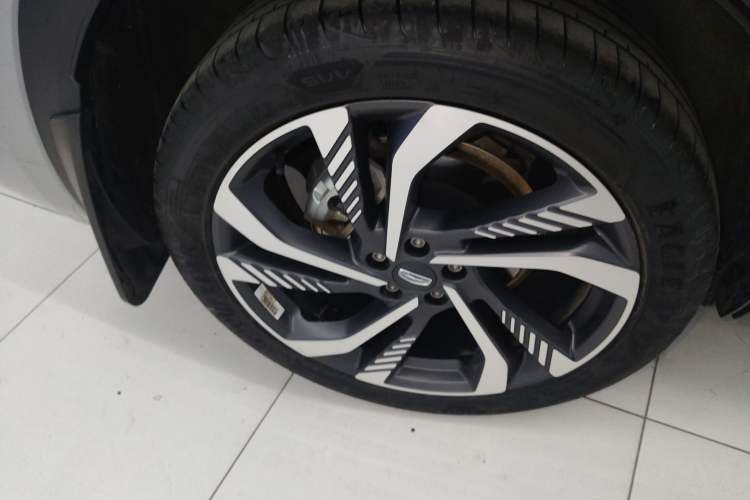 Used Geely Auto Monjaro L 2024 2.0TD High-Power Automatic Two-Wheel Drive Skyline Edition