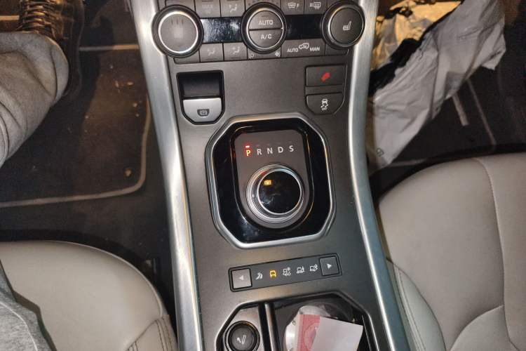 Used Land Rover Range Evoque 2012 2.0T 5-Door YAOZHI Version
