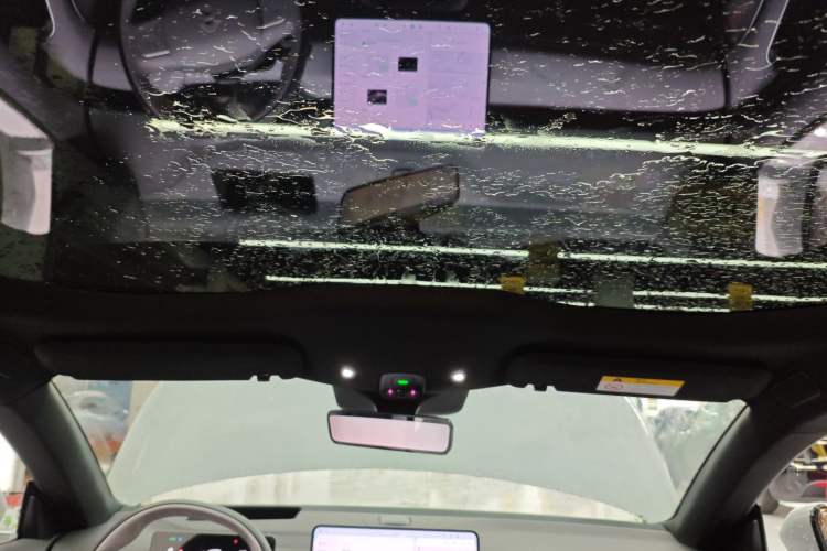 Used Nio ET5T 2025 75 kWh Touring Headliner