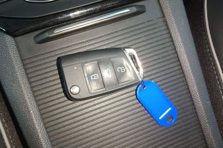 Used Volkswagen Sagitar 2023 280TSI DSG Beyond Lite Edition Vehicle Key