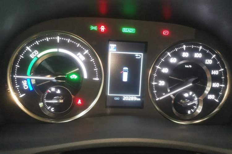 Used Toyota Vellfire 2021 Crown Dual-Engine 2.5L HV Luxury Edition