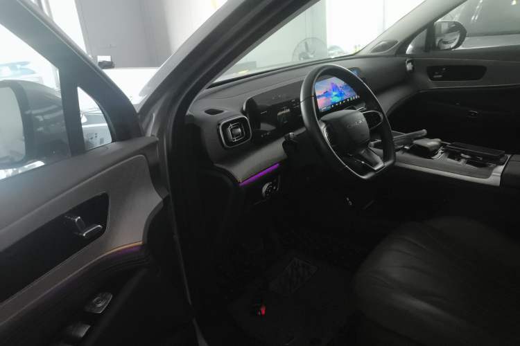 Used Chery Tiggo 9 C-DM 2025 1.5T 106KM Ultra-Comfort Edition 5 Seats Lithium-NMC