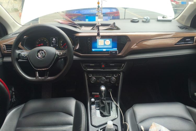 Used Volkswagen Tharu 2020 280TSI Two-Wheel Drive Luxury Plus Version China VI Standard