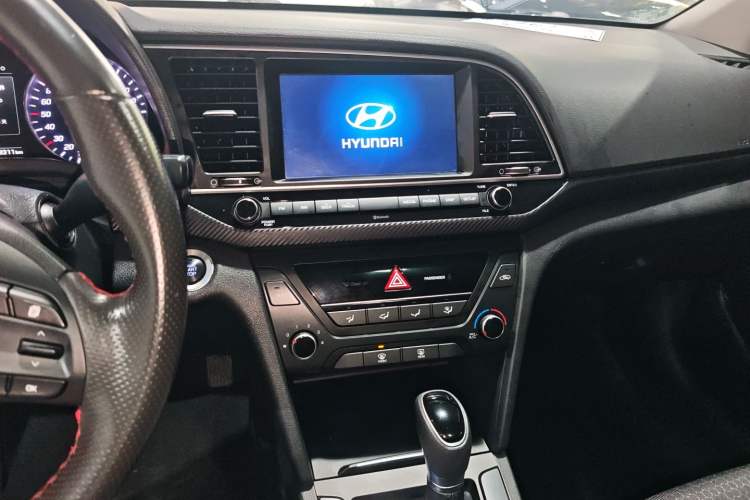 Used Hyundai Elantra (6th Generation / Lingdong) 2018 1.4T Dual-Clutch Xuan Dong · Dynamic Edition