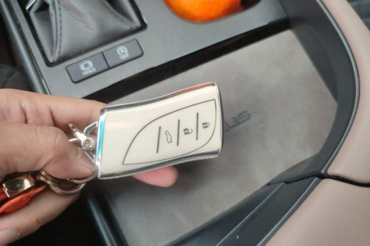 Used Lexus ES 2023 200 Excellence Edition