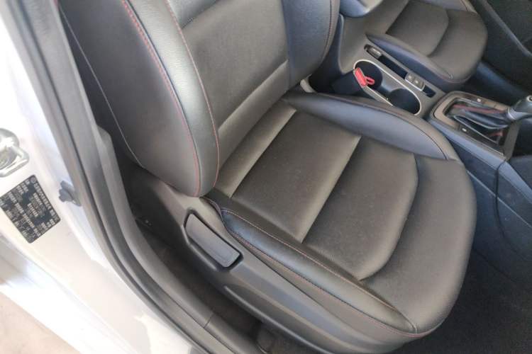 Used Hyundai Elantra (6th Generation / Lingdong) 2019 1.4T Dual-Clutch Xuan Dong · Dynamic Model
