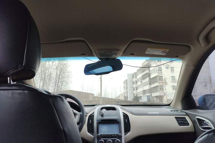 Used Baojun 630 2013 1.8L manual Comfort trim level