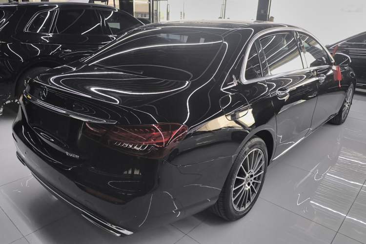 Used Mercedes-Benz E-Class 2022 E 260 L