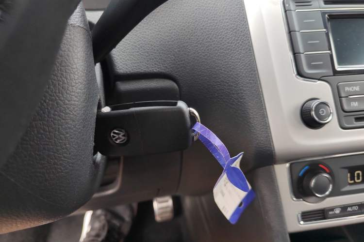 Used Volkswagen Polo 2016 1.6L Cross Polo Automatic Vehicle Key