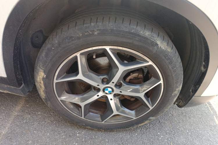 Used BMW X1 2016 sDrive18Li Luxury Model
