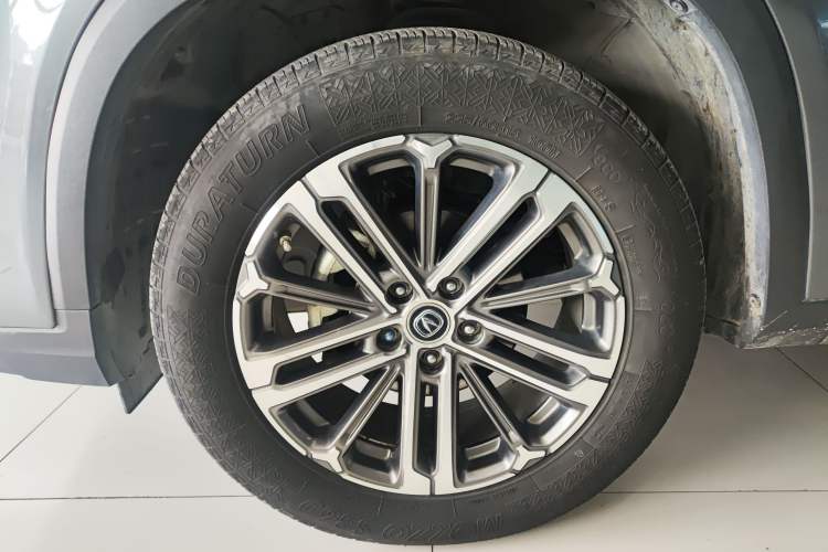 Used CHANGAN CS75 PLUS 2021 1.5T Automatic Luxury Version Left Front Wheel Hub