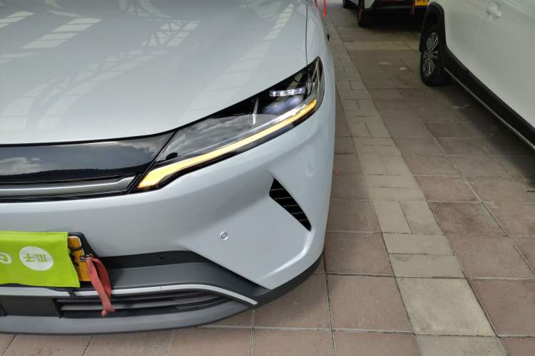 Used BYD Yuan UP 2025 Intelligent Driving Version 401 KM Dynamic Edition
