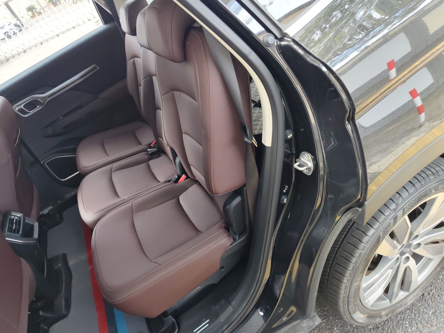 Geely Auto Haoyue 2022 1.8TD DCT Luxury 7-Seater — снимка 17
