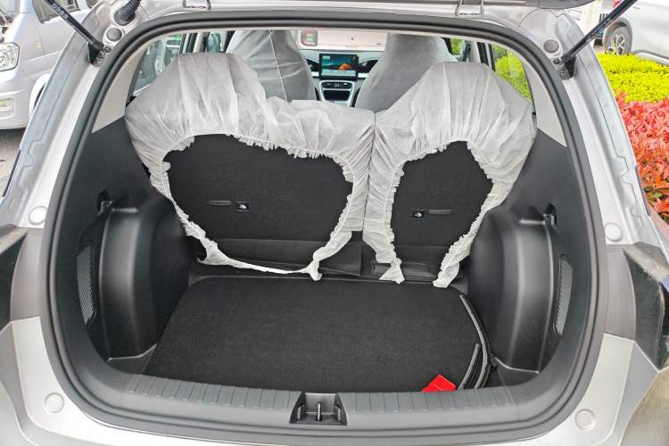 Used Geely Galaxy Geome 2026 Model 410km Carefree Edition
