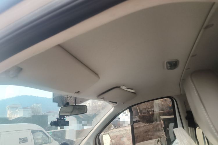 Used Ford Transit 2019 2.0T Diesel Multi-Purpose Commercial Vehicle Short Wheelbase Low Roof 6-Seater China VI Standard