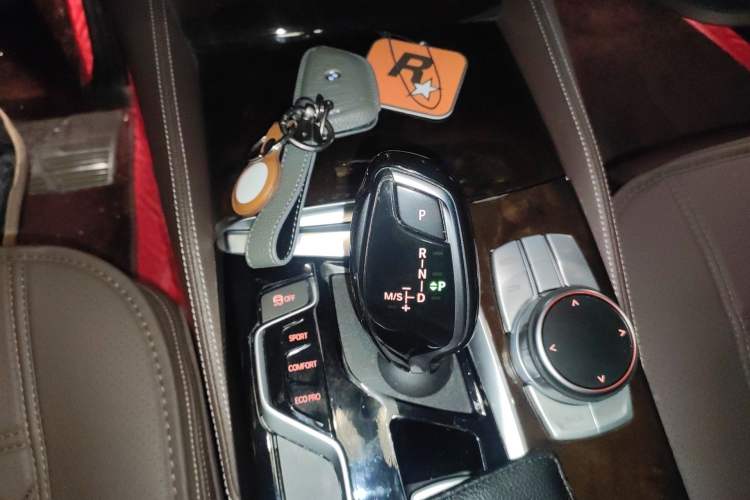 Used BMW 5 Series 2020 525Li Luxury Package
