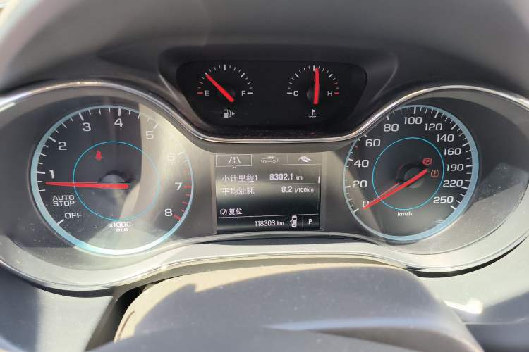 Used Chevrolet Cruze 2016 1.5L Automatic Stylish Sunroof Version Instrument Cluster