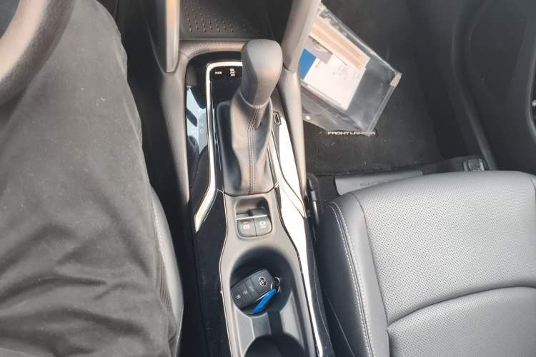 Used Toyota FRONTLANDER 2022 2.0L CVT Luxury PLUS Edition