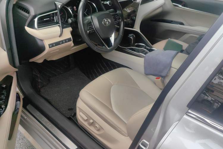 Used Toyota Camry 2019 Revised Version 2.5G Luxury Edition
