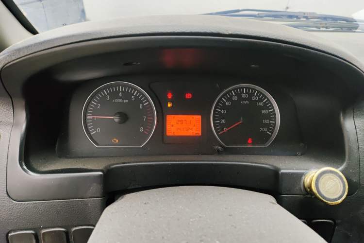 Used FORTHING Lingzhi 2016 M3L 1.6L 7-Seater Comfort Model
