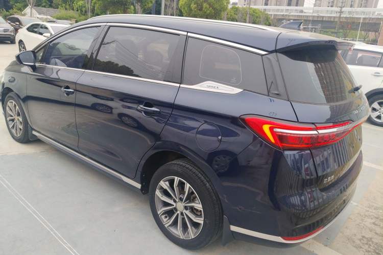 Used BYD Song MAX 2021 Upgraded Model 1.5T Automatic Luxury 6-Seater
