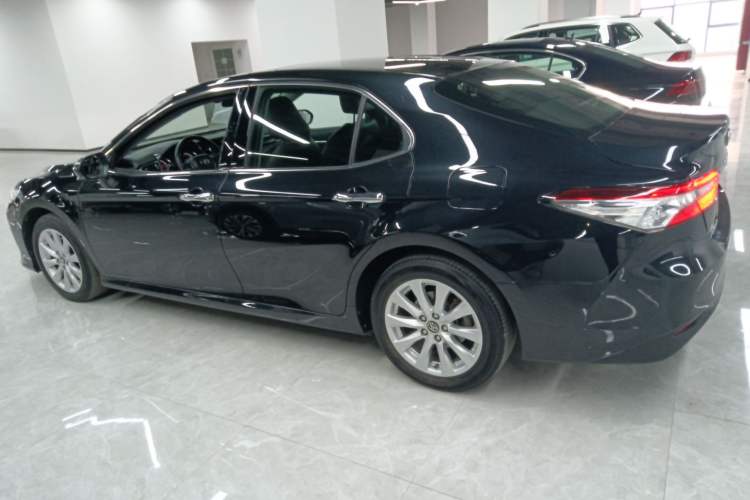 Used Toyota Camry 2019 2.0G Luxury Edition China VI Standard

