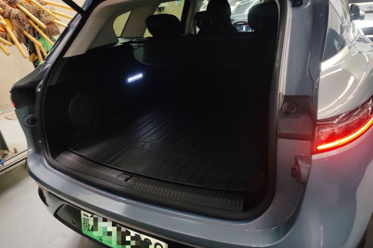 Used VOYAH FREE 2021 Four-Wheel Drive Extended-Range First Edition Commemorative Edition Exclusive Luxury Package Trunk