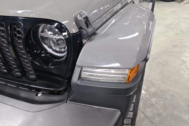 Used Jeep Gladiator 2022 3.6L Pioneer Edition