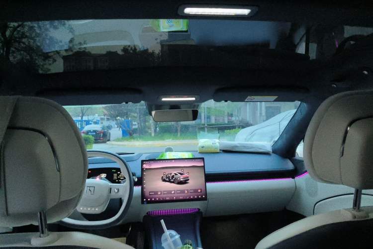 Used Zeekr 007 2025 Rear-Drive Intelligent Driving Version 75 kWh Headliner