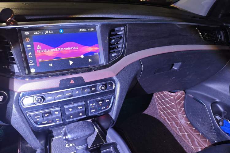 Used GAC Trumpchi GS8 2017 320T Two-Wheel Drive Luxury Smart Connectivity Version (7 Seats)
