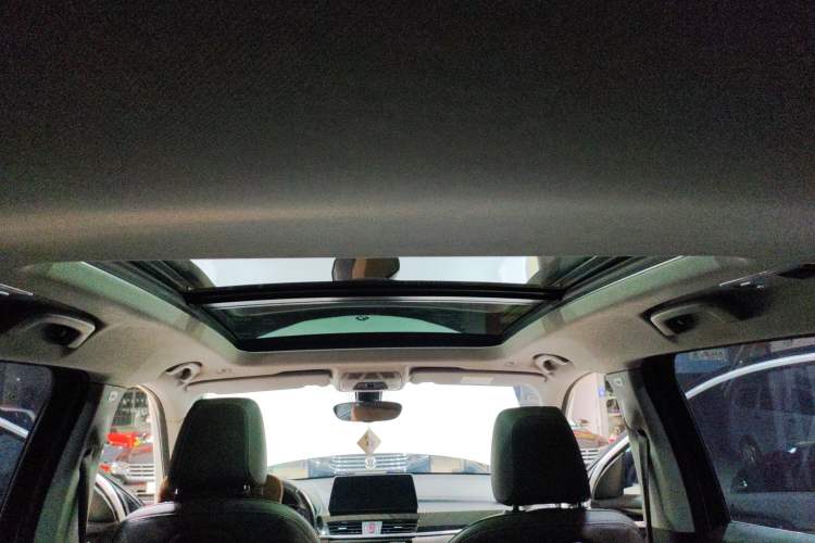 Used BMW X1 2022 sDrive25Li Leading Model Headliner