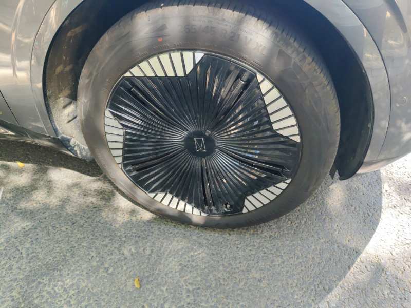 Used Avatr 11 2023 Harmony 90-degree Rear-wheel Drive Edition — 17