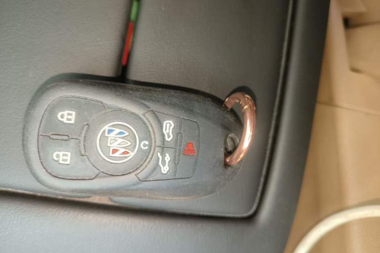 Used Buick GL8 2017 ES 28T Flagship Model China V Standard
