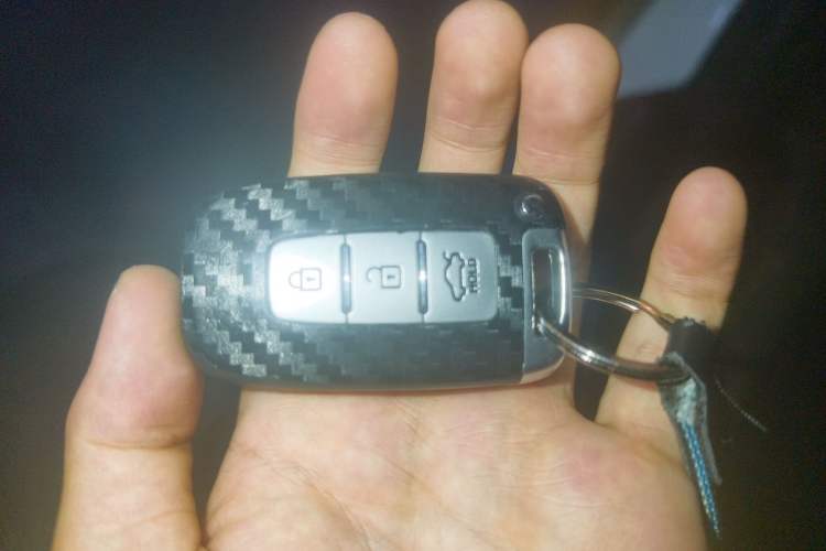 Used Hyundai Sonata 2013 2.0L Automatic Luxury Edition