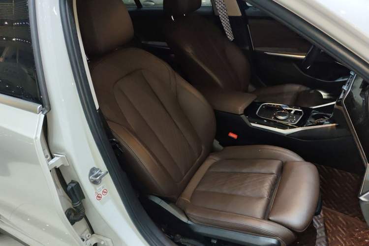 Used BMW i3 2022 eDrive 35 L