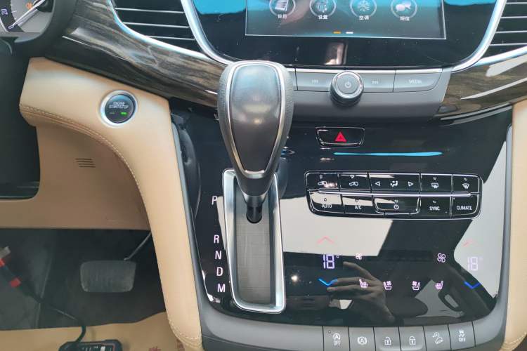 Used Buick GL8 2017 ES 28T Flagship Model China V Standard