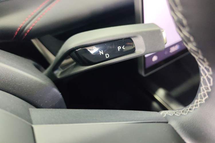 Used Xiaomi Auto SU7 2024 Four-Wheel-Drive Max Founder's Edition
