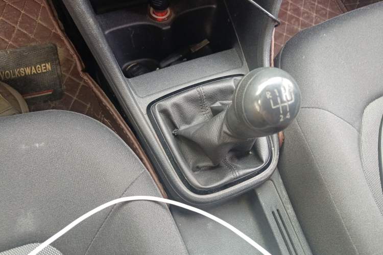 Used Volkswagen Jetta 2015 1.6L Manual Fashion Edition