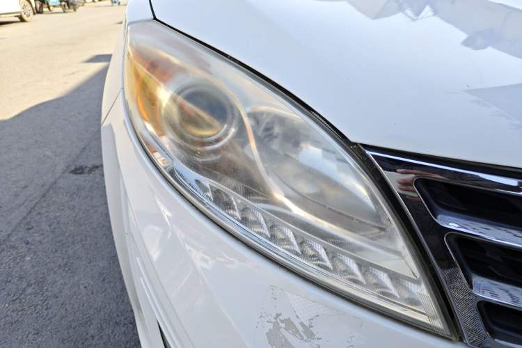 Used GAC Trumpchi GS5 2013 2.0L Manual Two-Wheel Drive Special Edition in Light Interior